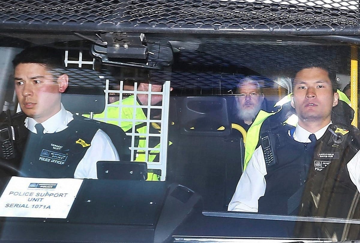 After arrest of WikiLeaks founder Julian Assange, there were 40 million cyber attacks on Ecuador