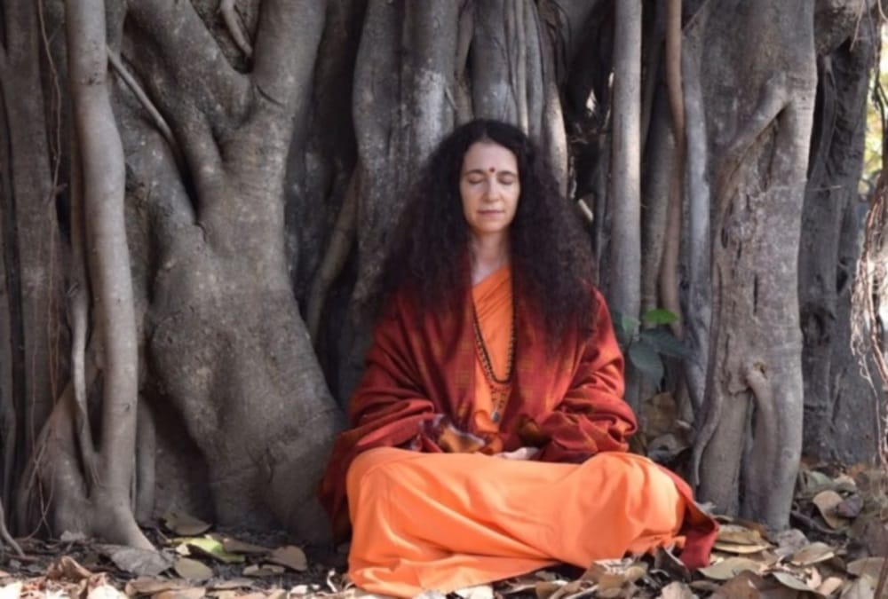 American girl become Sadhvi in 25 years age story at parmarth niketan rishikesh