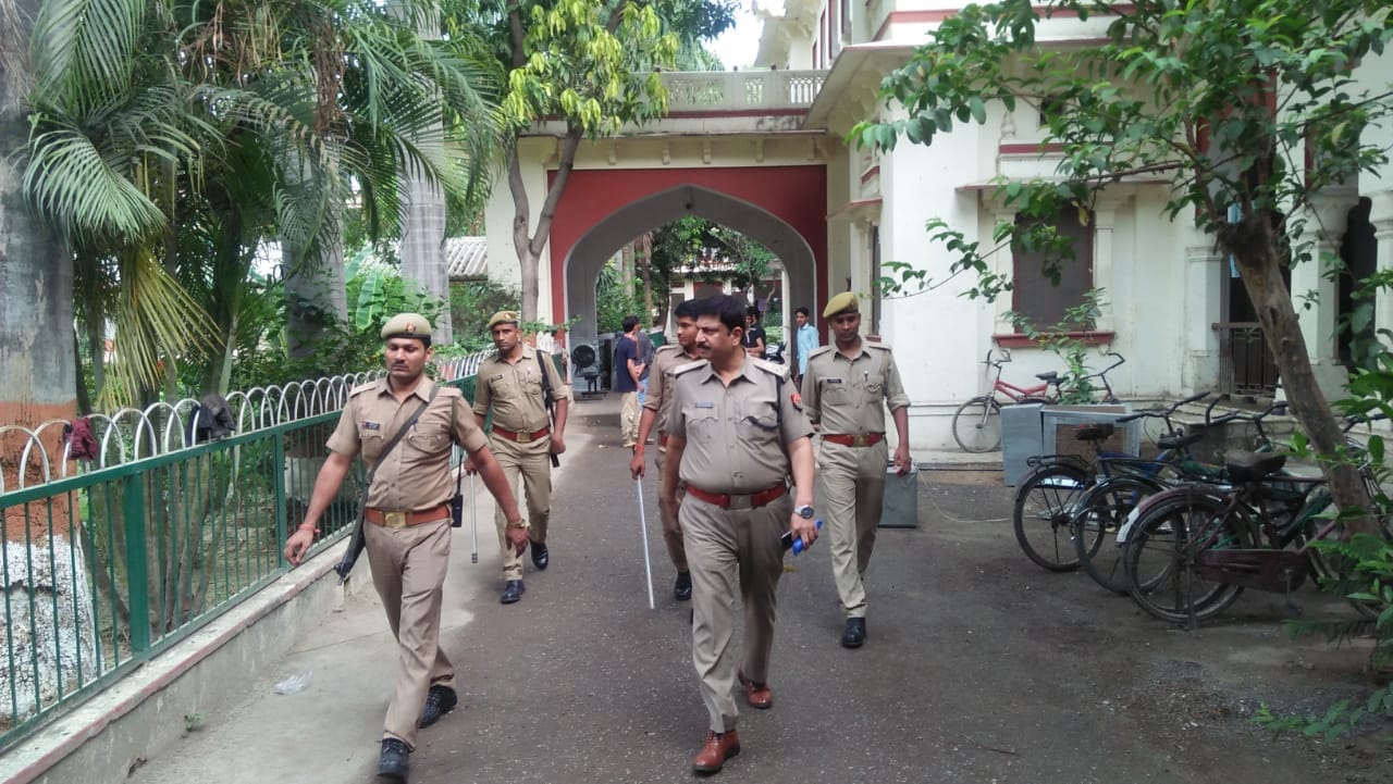 Allahabad University's PCB-Tarachand hostel raided, ammunition recovered