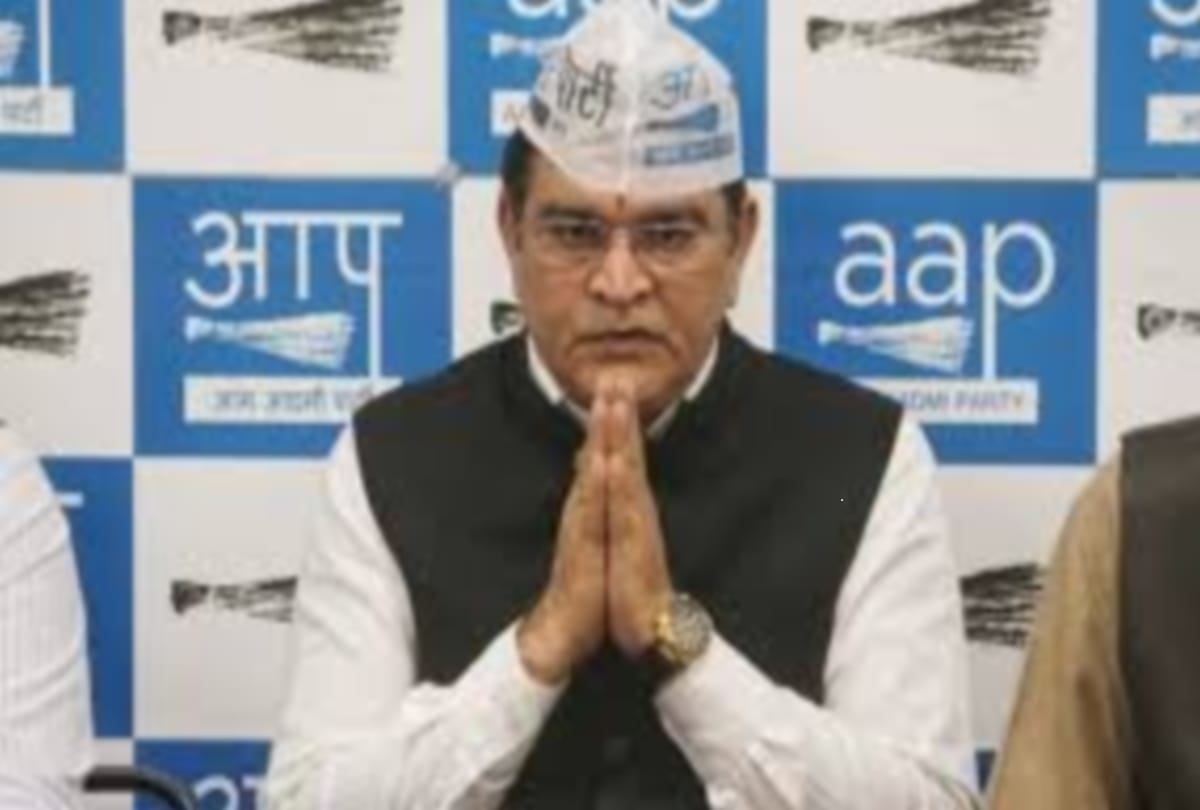AAP candidate Bablir Jakhar bought tickets in 6 crore son claimed