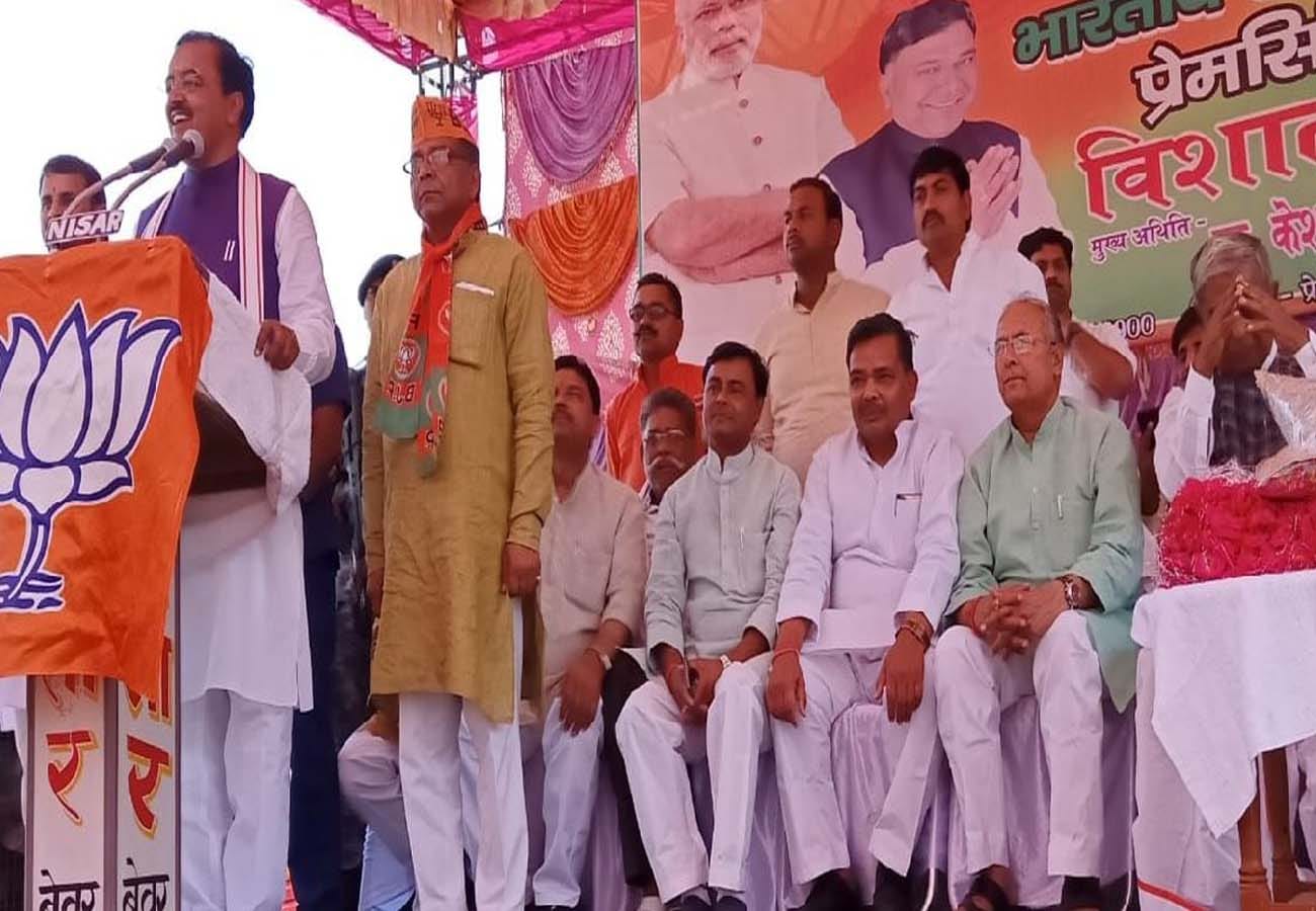 keshav prasad maurya targets akhilesh mayawati before lok sabha elections 2019