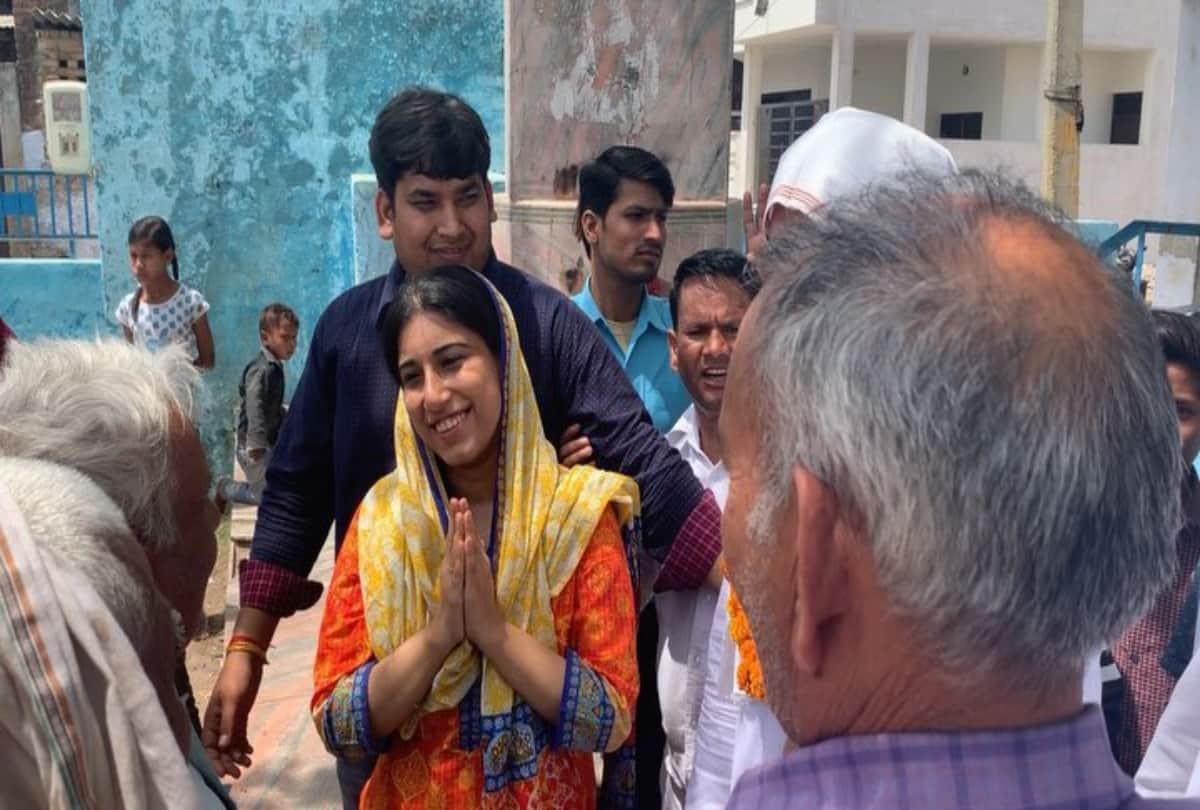 Lok Sabha Elections 2019 kajri babbar and Prateik Babbar election Campaign for leader Raj Babbar