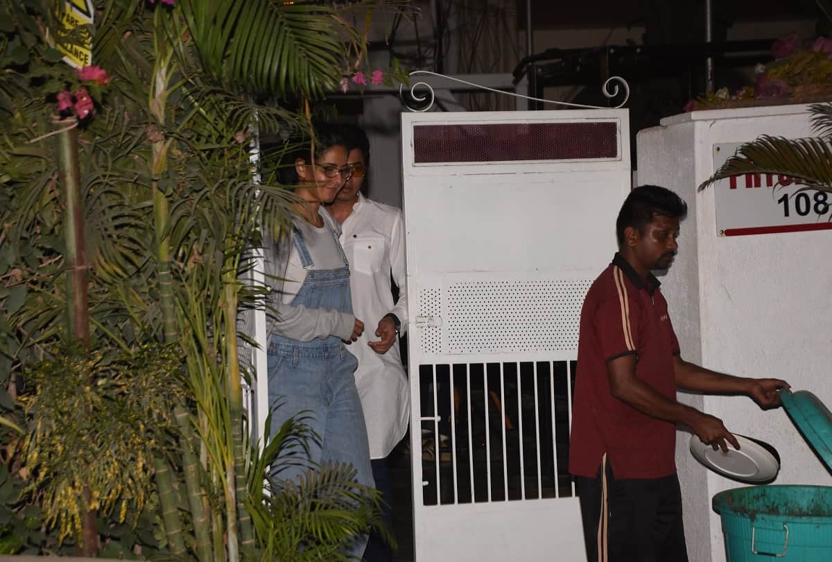 Katrina Kaif spotted without make up outside gym