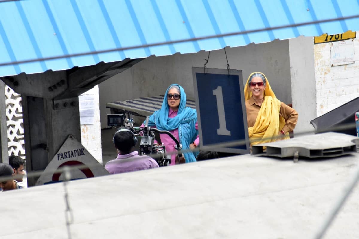 Shooting of Saand Ki Aankh at Partapur railway station in Meerut, and look of Taapsee and Pednekar