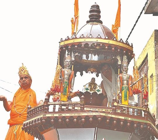 Vandeje Verne, Ahimsa Paramodharma ... to Guna city