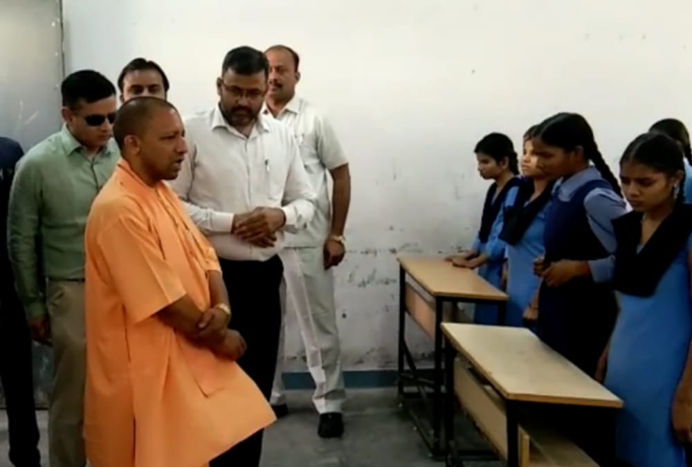 Yogi Adityanath meets to divyang students in Lucknow.