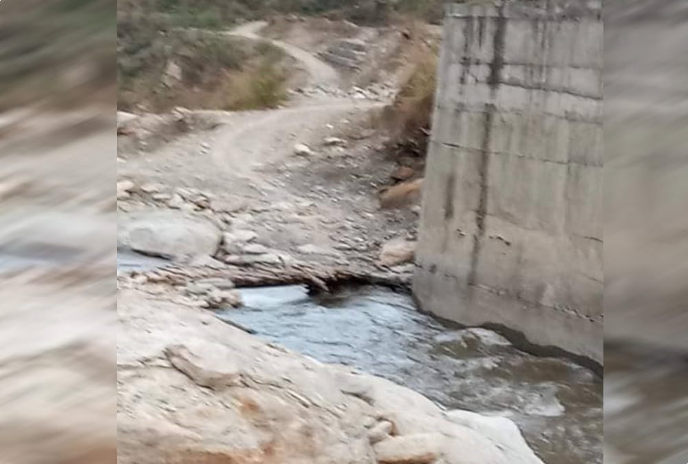 Groom gone in this village Through danger path for Marriage with bride in chamoli