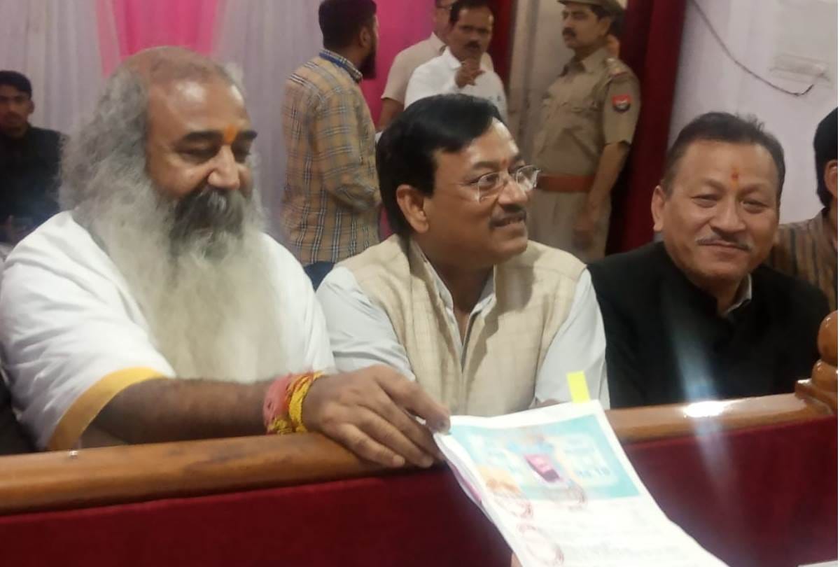 lok sabha election 2019 : congress candidate from lucknow acharya pramod krishnam nomination