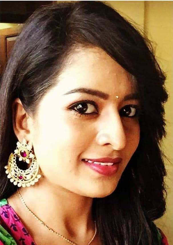 telugu actress anusha reddy and bhargavi died in road accident
