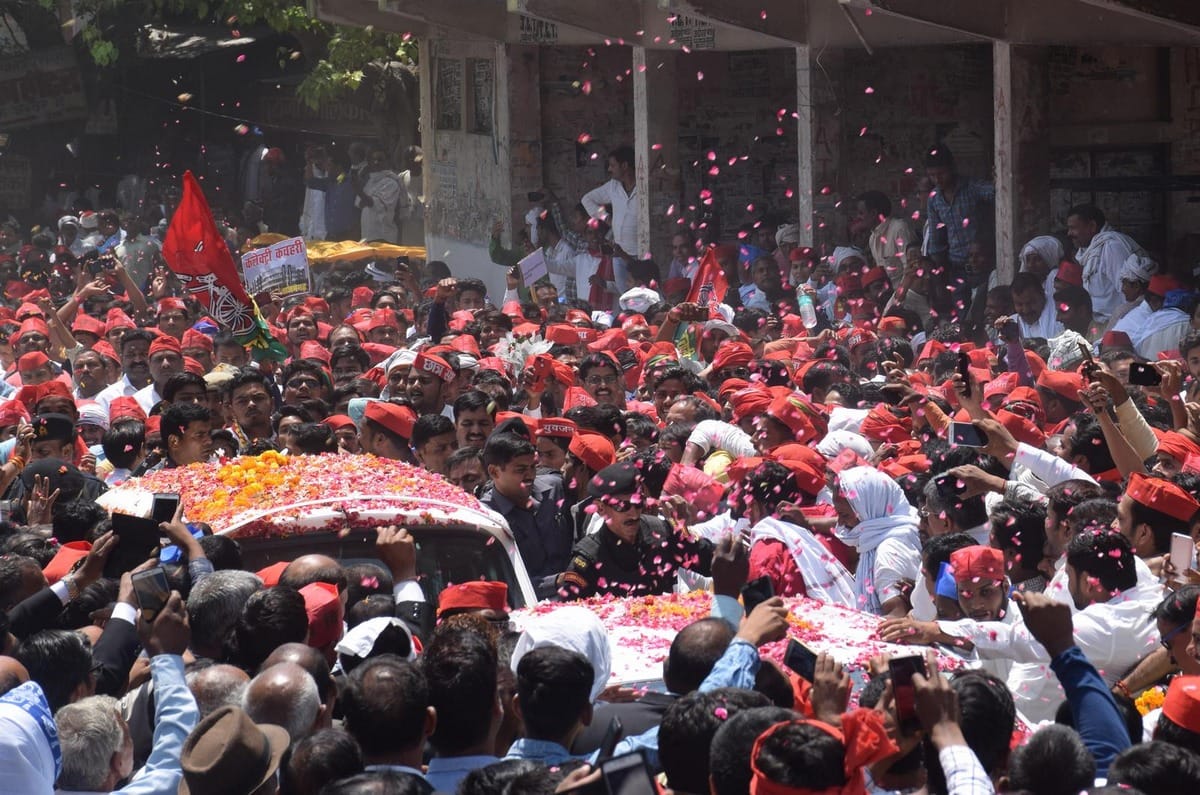 Loksabha election 2019 : Pictures of Akhilesh yadav nomination in azamgarh