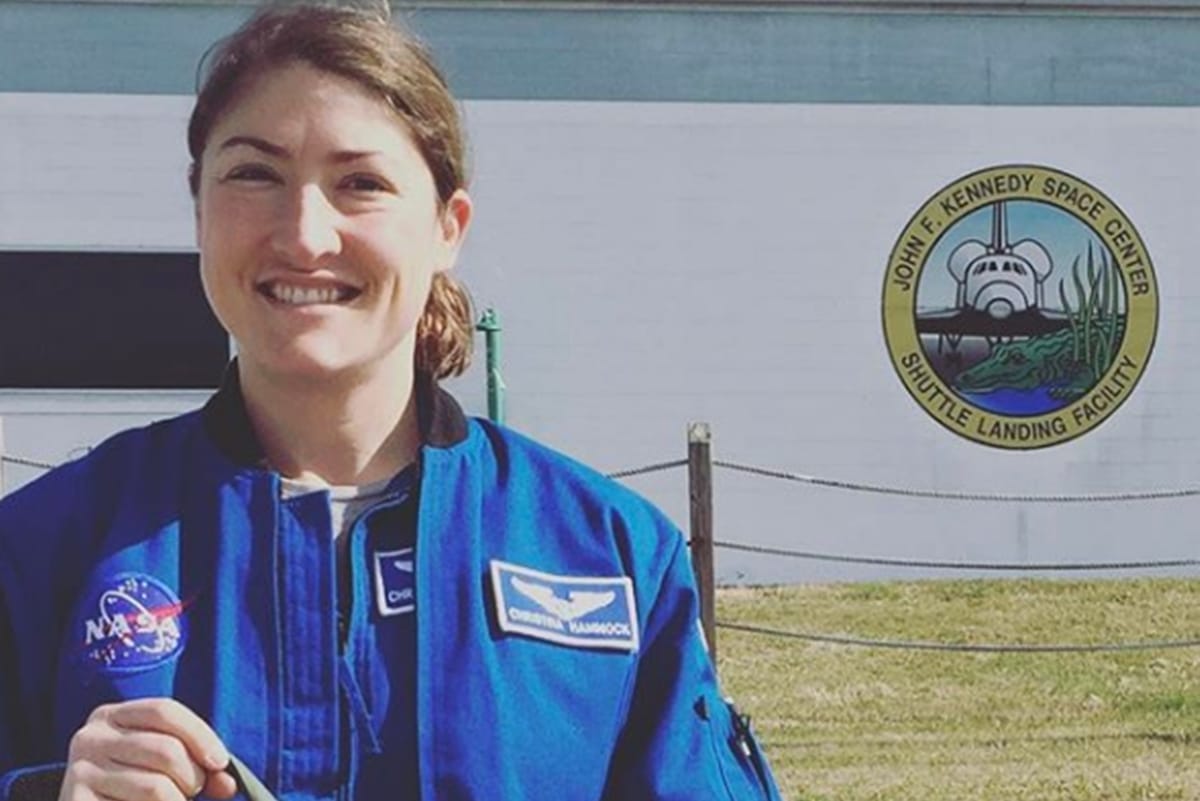 christina koch spend 328 days in space and return earth