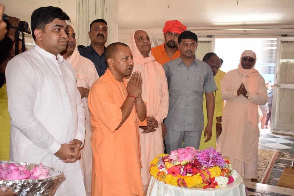 Loksabha Election 2019 : yogi adityanath come for worship in varanasi