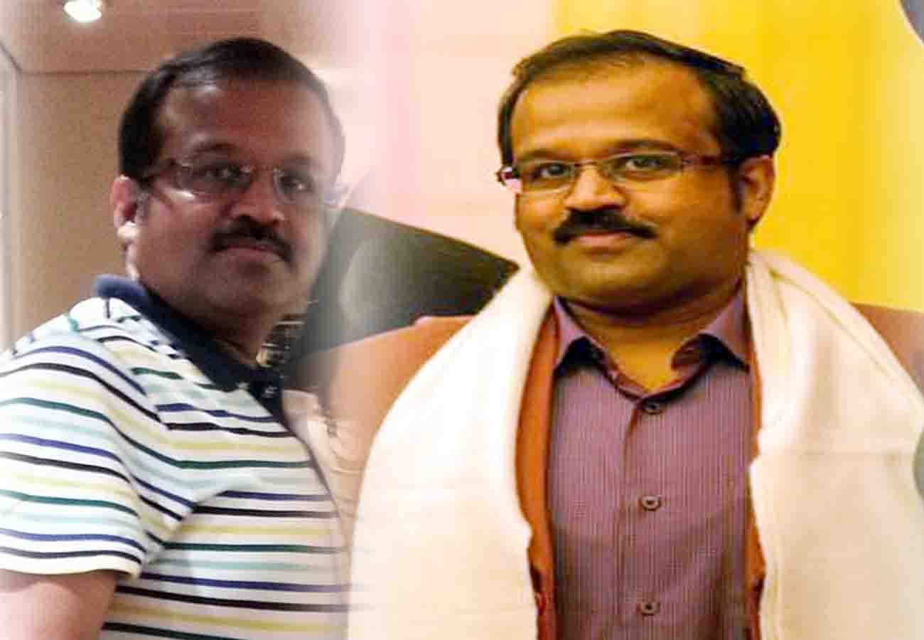 Shoe attack on politician in Press Conference by kanpur doctor named bhargav