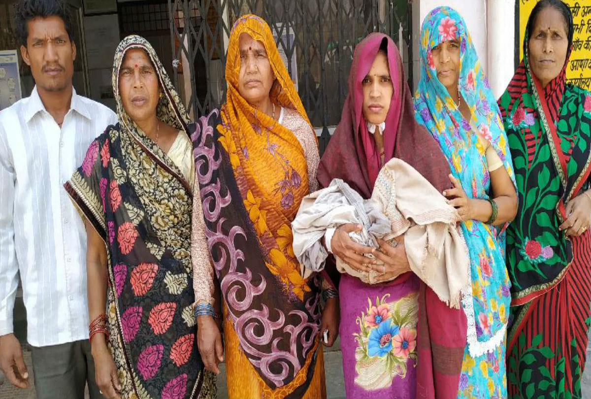 Agra Lok Sabha Election 2019 new born baby named voter