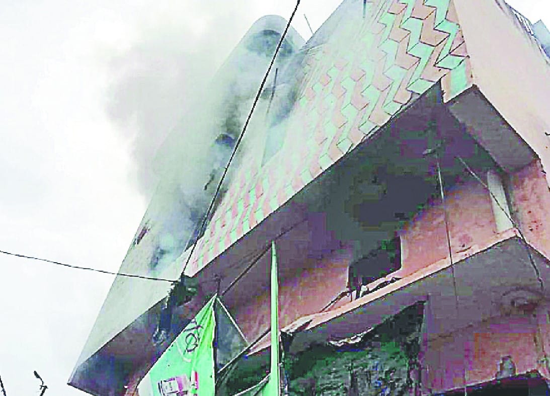 Grim fire in grocery store