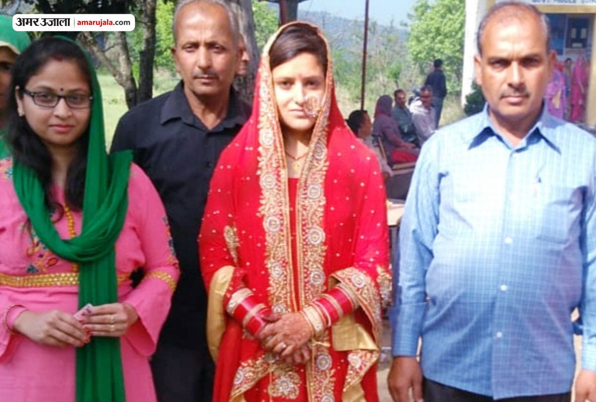 Jammu-Kashmir Udhampur Srinagar Lok Sabha Election 2019: Bride Groom Voted after marriage