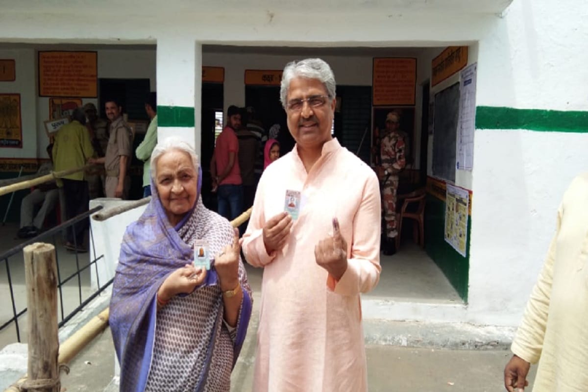 Lok Sabha Elections 2019, BJP candidate Bhartendra Singh including many leaders Voted in Binor