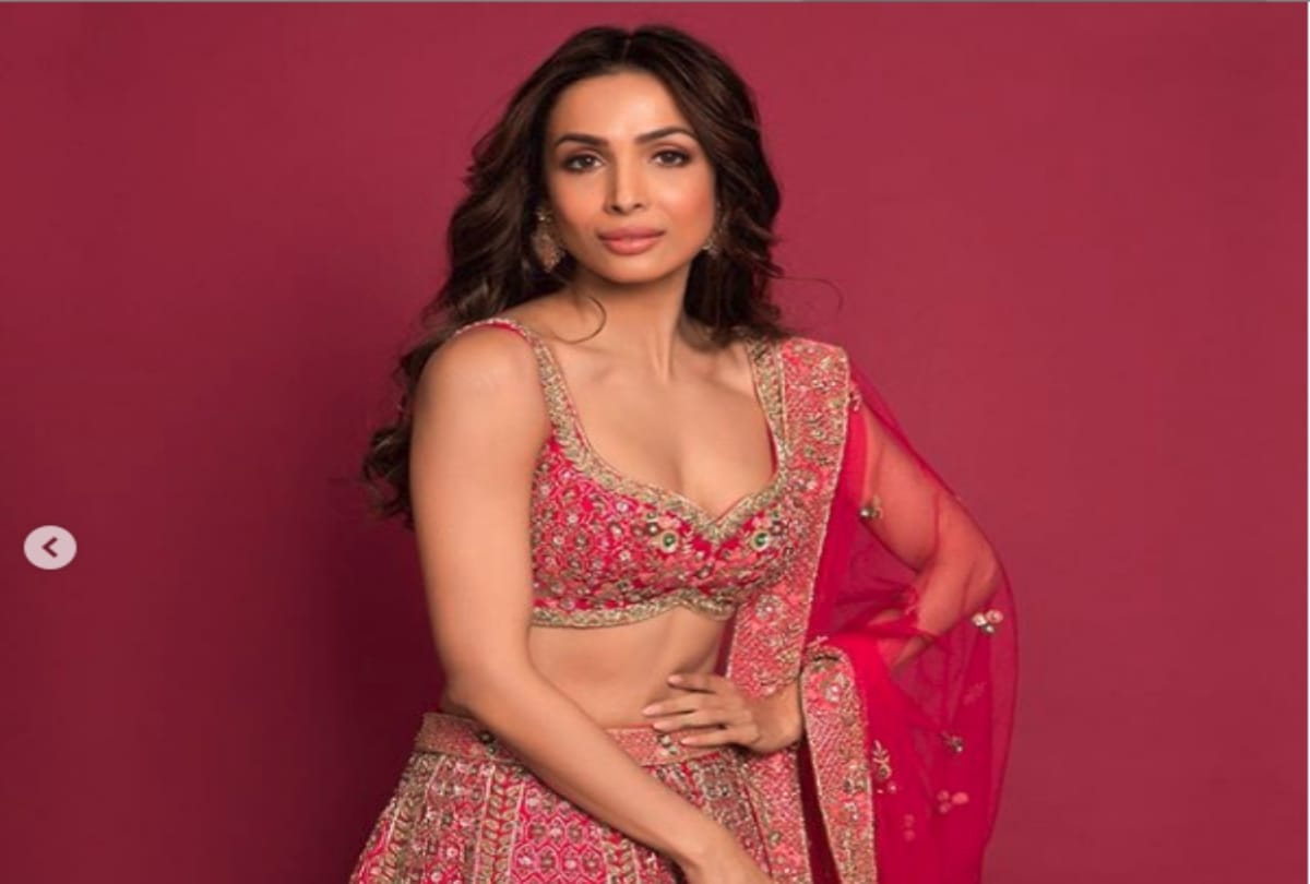 VIDEO : Malaika Arora looks so beautiful in bridal avtar
