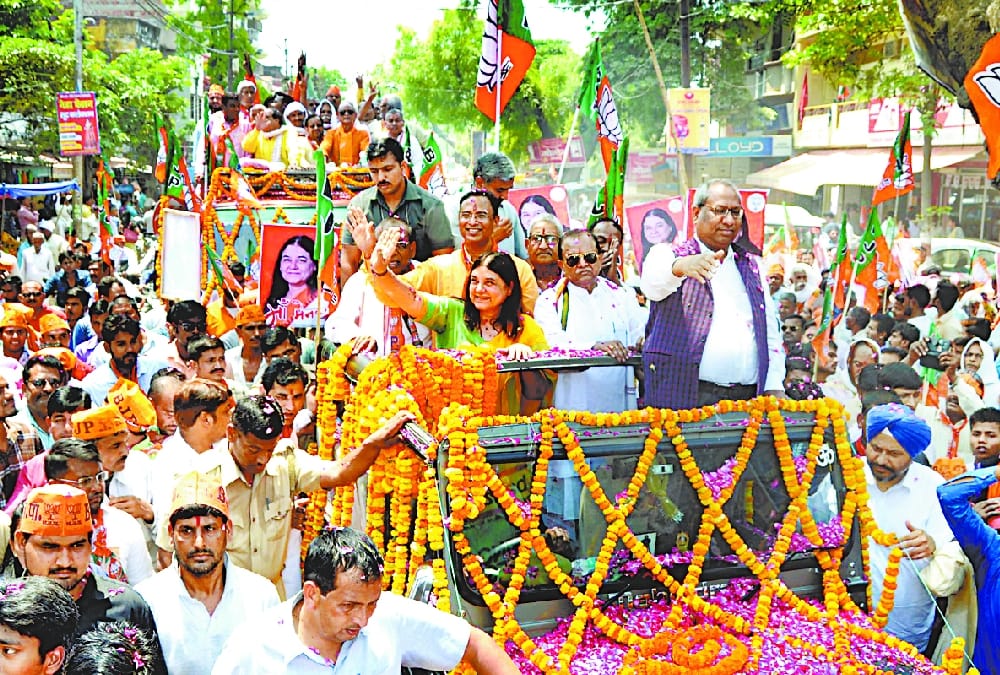 Lok Sabha Elections 2019 property of Menka Gandhi.