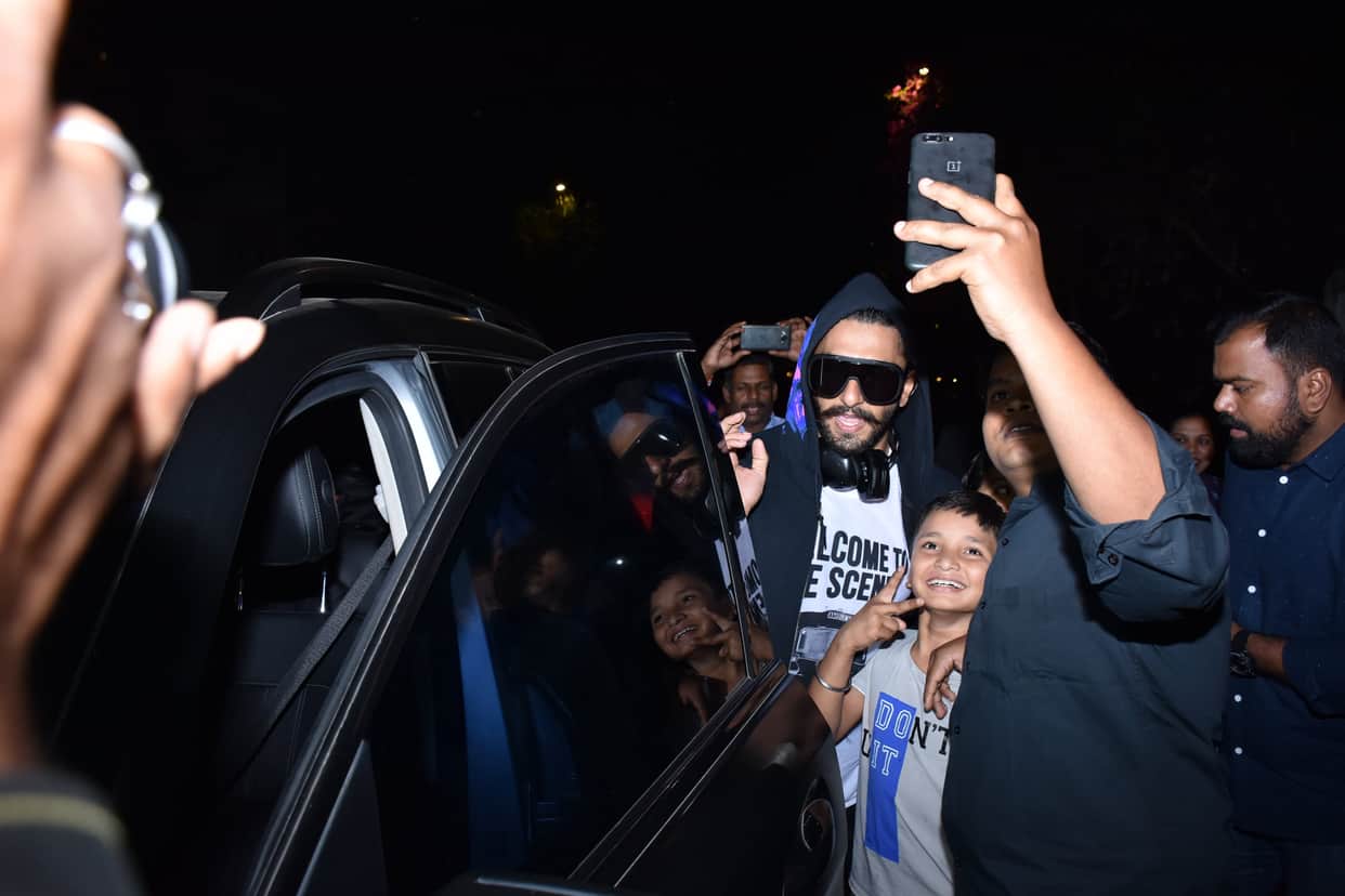 Ranveer Singh spotted outside Bandra club with fans in Mumbai