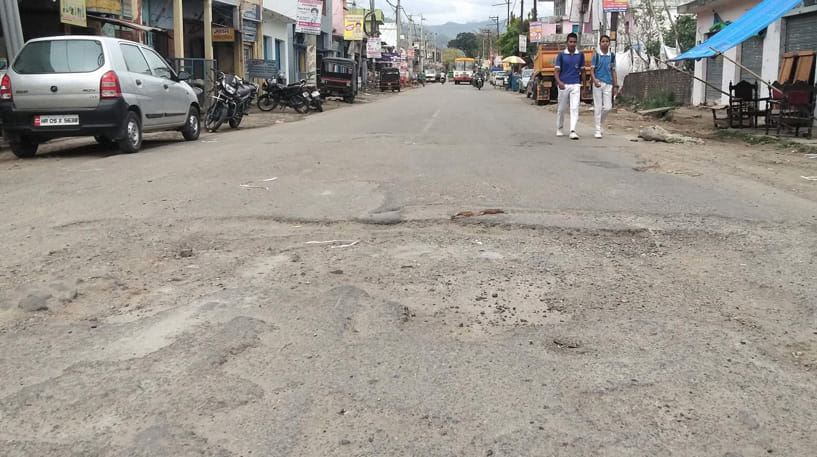 गढ़वाल के प्रवेश द्वार में नेशनल हाईवे खस्ताहाल