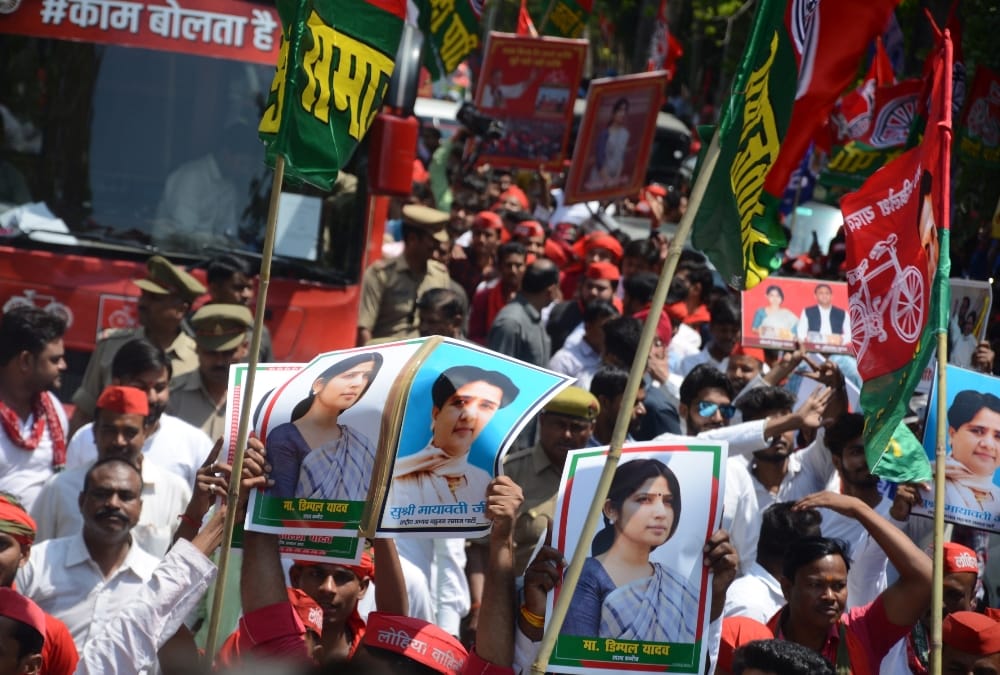 Lok Sabha Elections 2019 pics of Shatrughan Sinha in his wife's nomination procession.