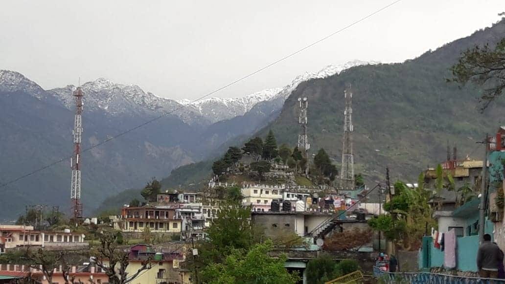 uttarakhand from rain and snowfall Cold increased in april like January month