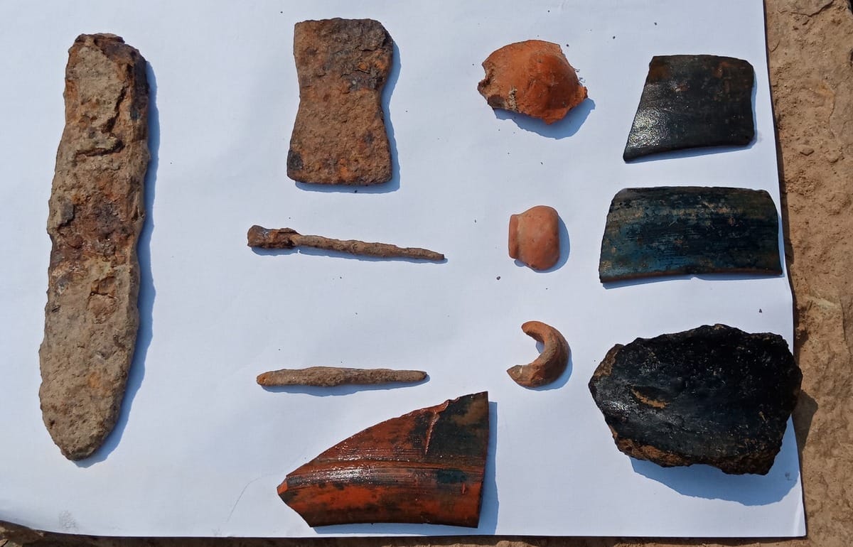 Archaeology department of BHU find 38 hundred year old remains in chandauli