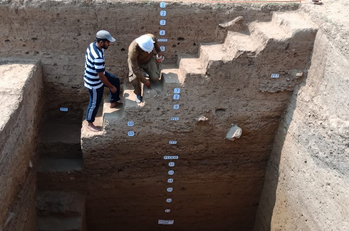 Archaeology department of BHU find 38 hundred year old remains in chandauli