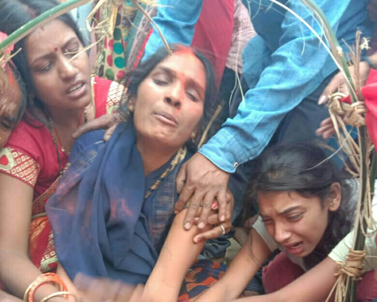 सड़क हादसे में घायल युवक की अस्पताल में मौत
