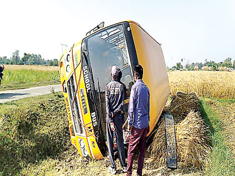 10 teachers injured including driver