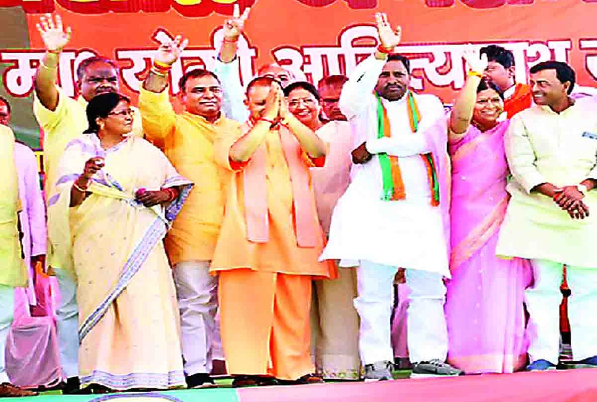 cm yogi attacks on akhilesh before lok sabha elections 2019