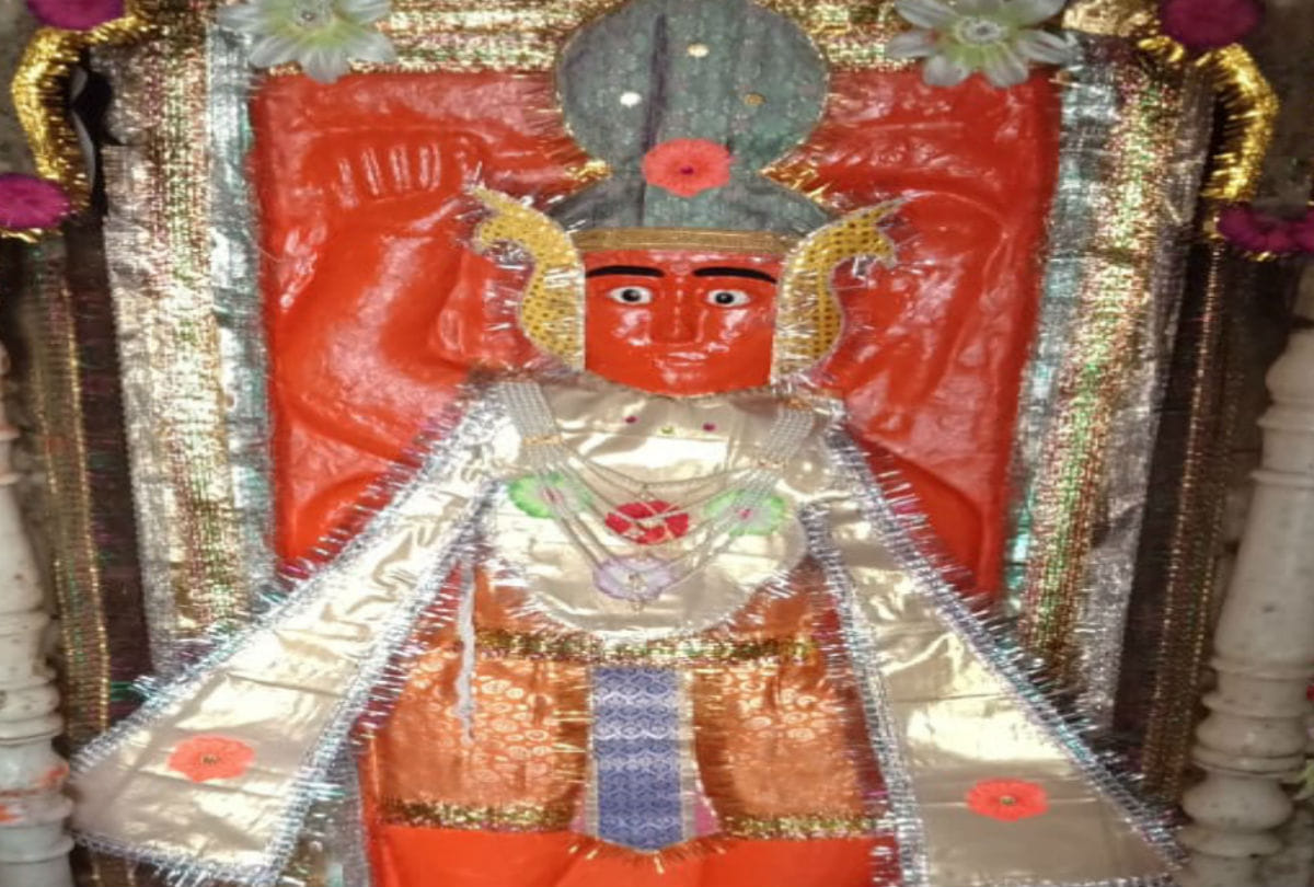 how to get lord hanuman blessings and what prasad is offered
