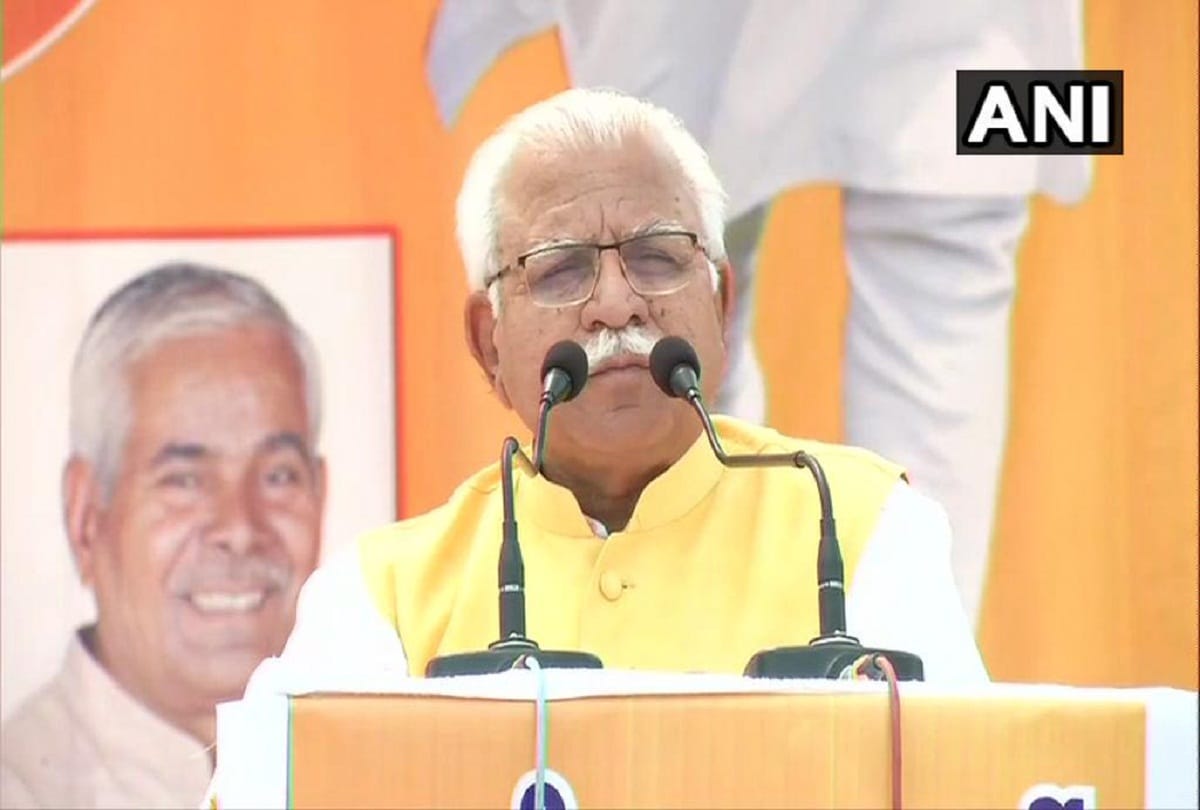 district employment officer suspended by cm manohar lal in khula darbar