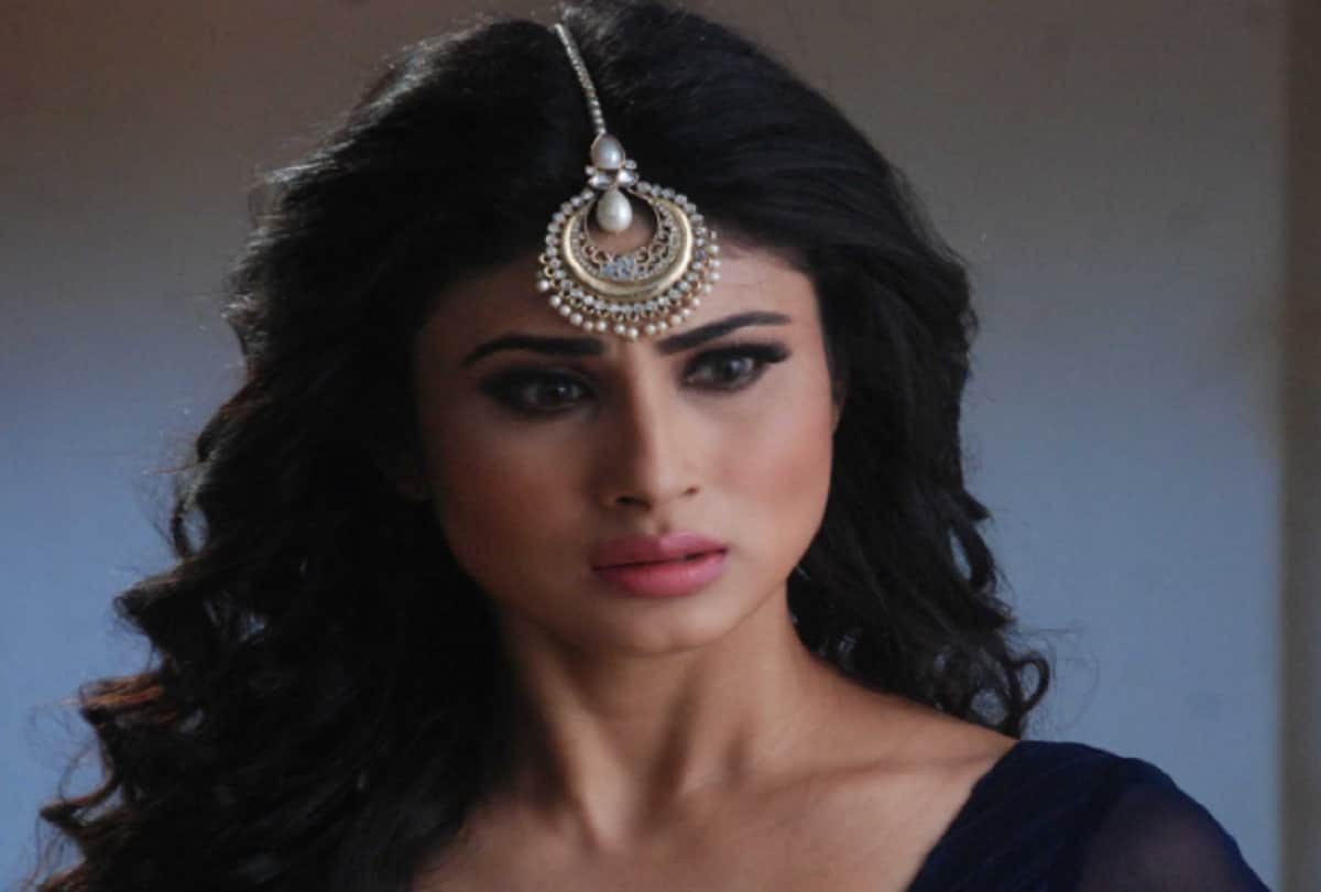 mouni roy is not part of nawazuddin siddiqui Starrer Bole Chudiyan