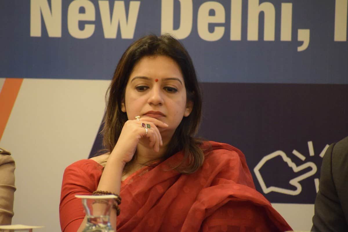 priyanka chaturvedi left congress richa chadda attacks rahul gandhi priyanka gandhi