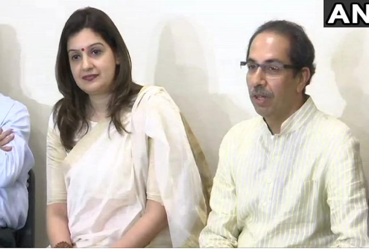 priyanka chaturvedi resigns from congress actress richa chadha ask question to rahul priyanka gandhi