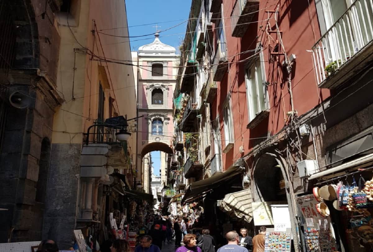 men in Spain were almost completely wiped out between 4500 and 4000 years ago