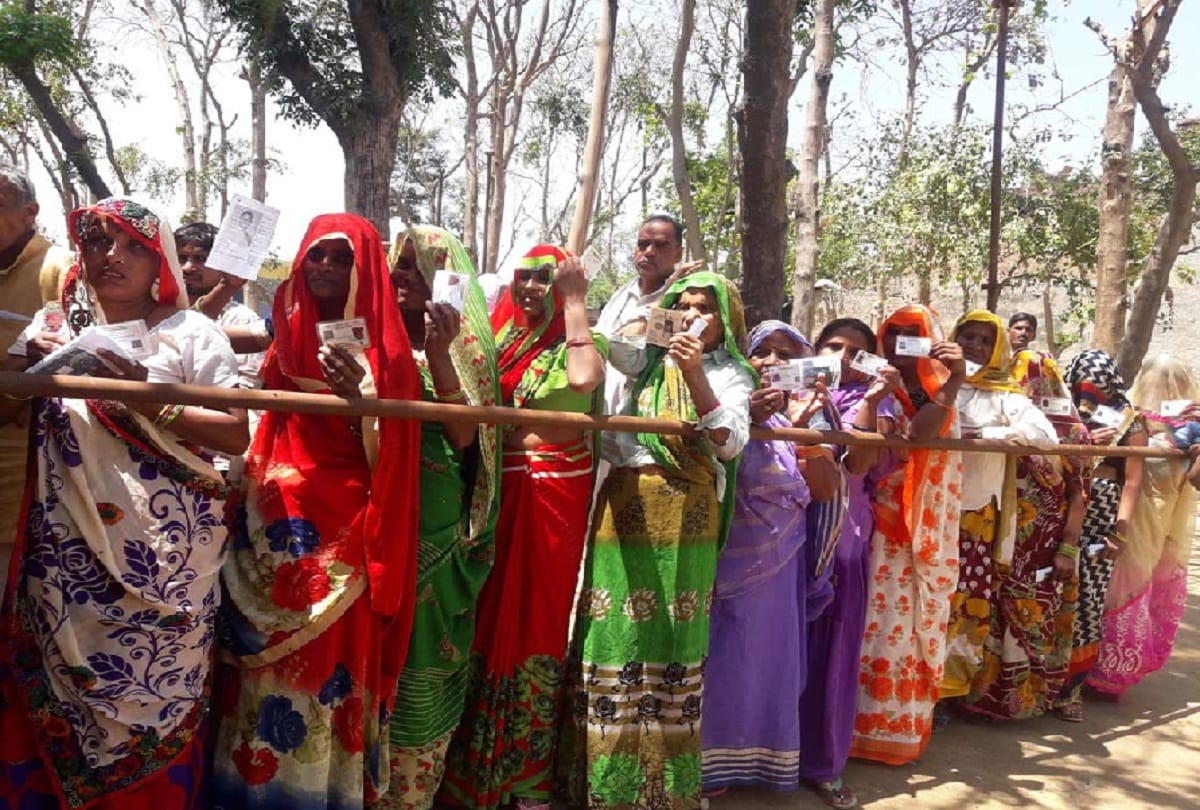 lok sabha elections 2019 woman prevented from casting votes in Aulina