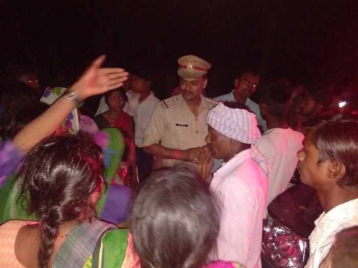 हादसे में पांच घायल, नाराज लोगों ने लगाया जाम