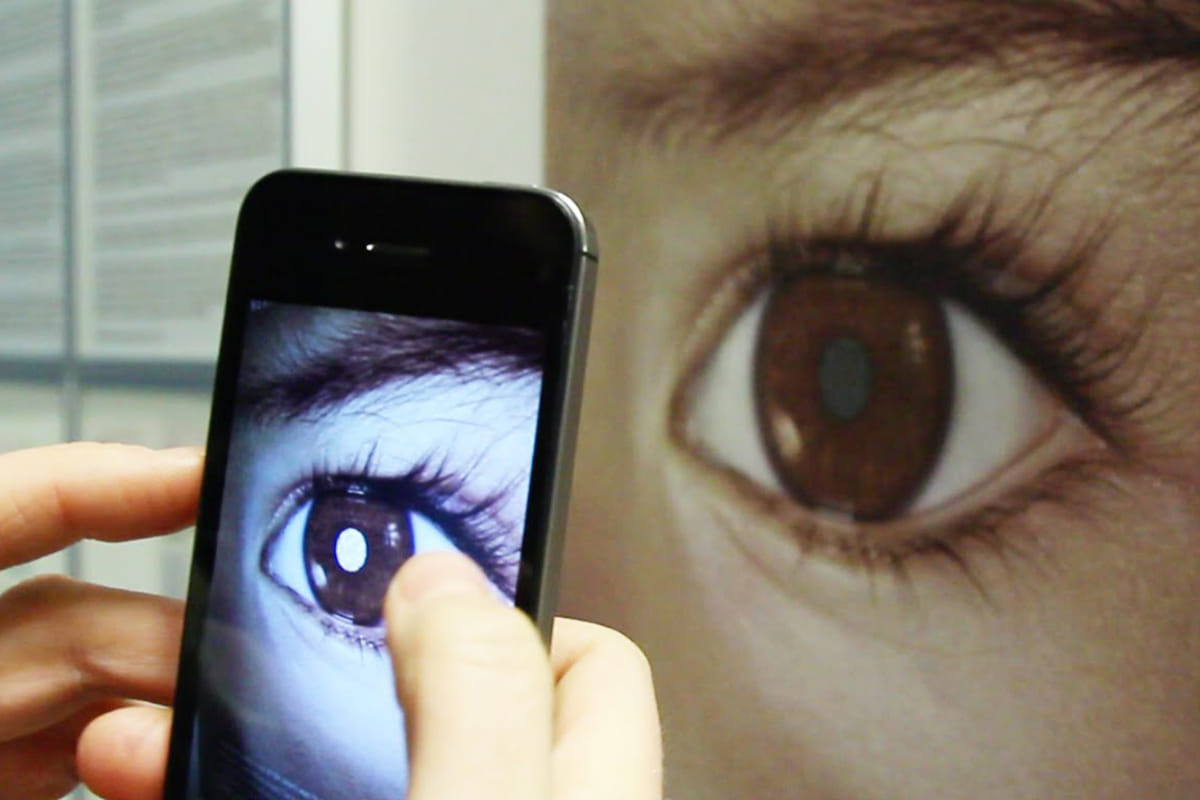 How to prevent eye disease caused by constant use of smartphones and computers