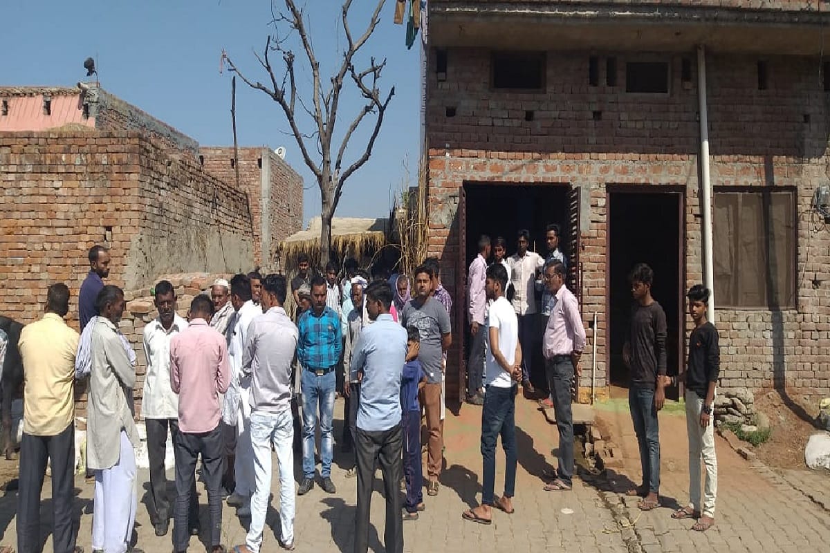 Husband wife committed suicide in Saharanpur and marriage was only five months