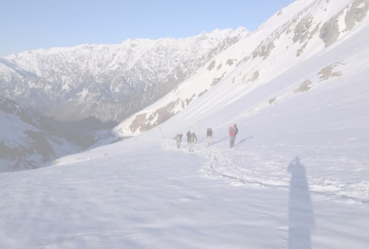 prediction of rainfall and snowfall for himachal from 24 april