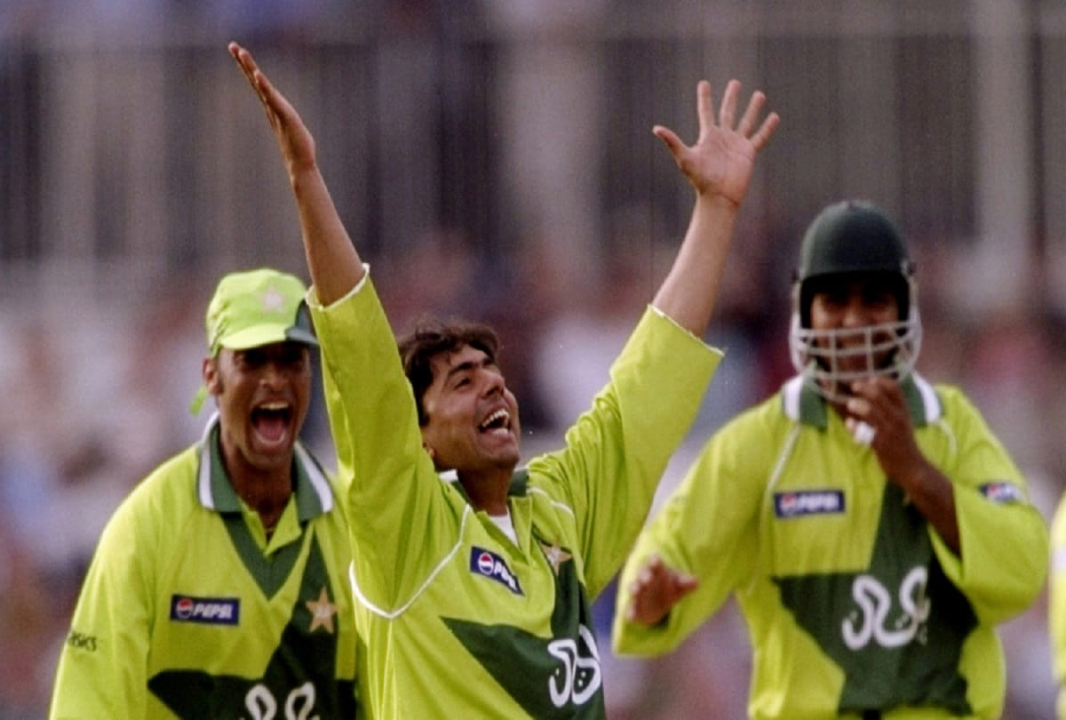 Mitchell Starc breaks 21 year old saqlain mushtaq record of claiming fastest 150 wickets