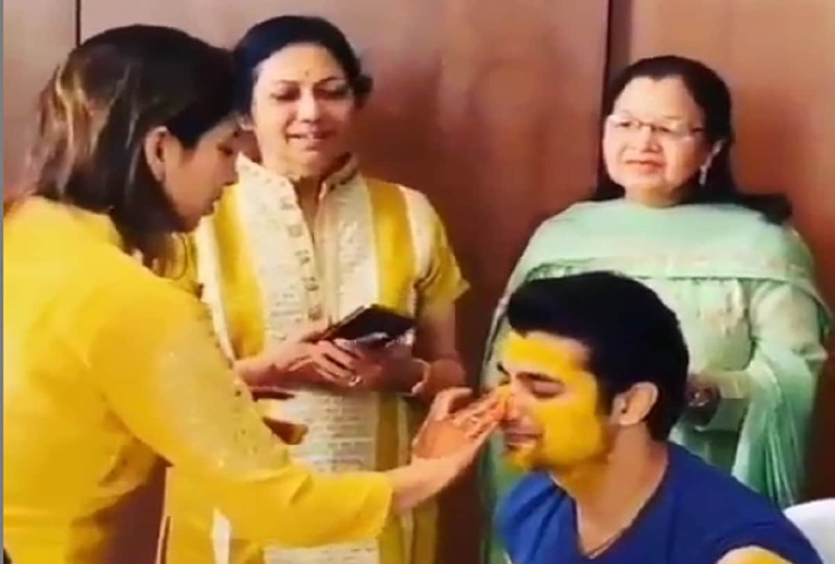 After wedding Sharad Malhotra Ripci Bhatia first picture viral