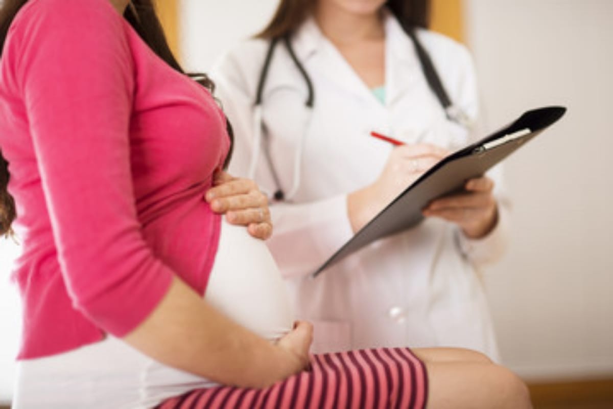 traveling during pregnancy is safe with 5 easy tips