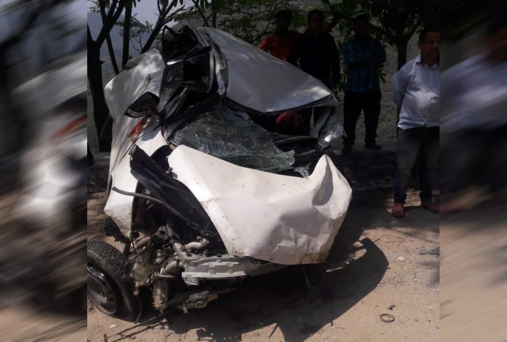 Father death before daughter marriage in car accident tehri photos