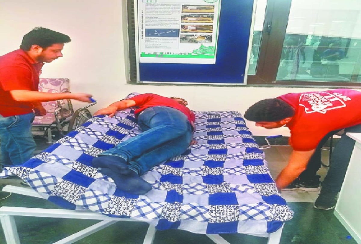 IIT Delhi introduces new technology Paralyzed patients now rolling up themselves on bed