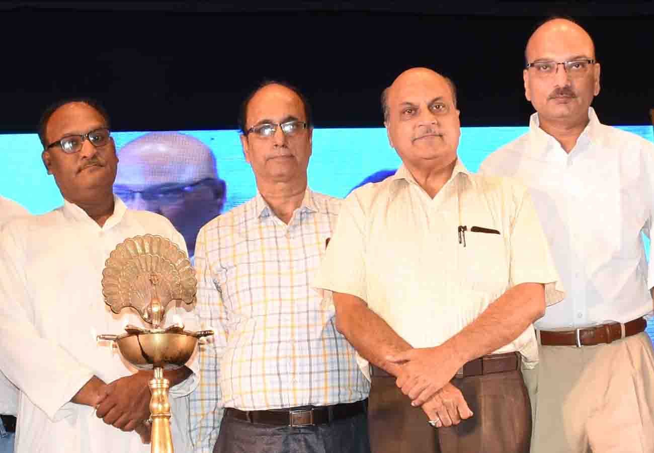 amar ujala kavi sammelan and Atul maheshwari literary award ceremony in kanpur