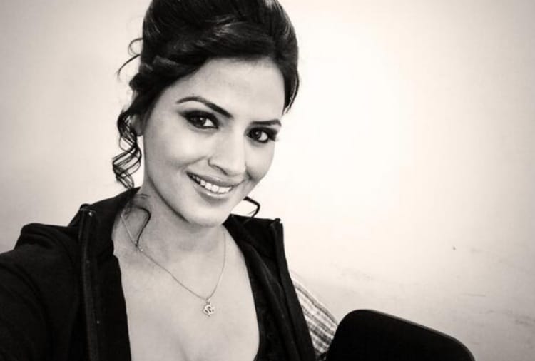 Singer and Punjabi Actress Poonam Sood Interview